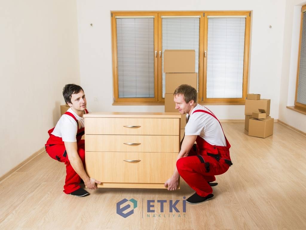 Mobilya Sökme ve Kurulum Süreci Nasıl İşler? blog yazısı görseli - Etki Nakliyat